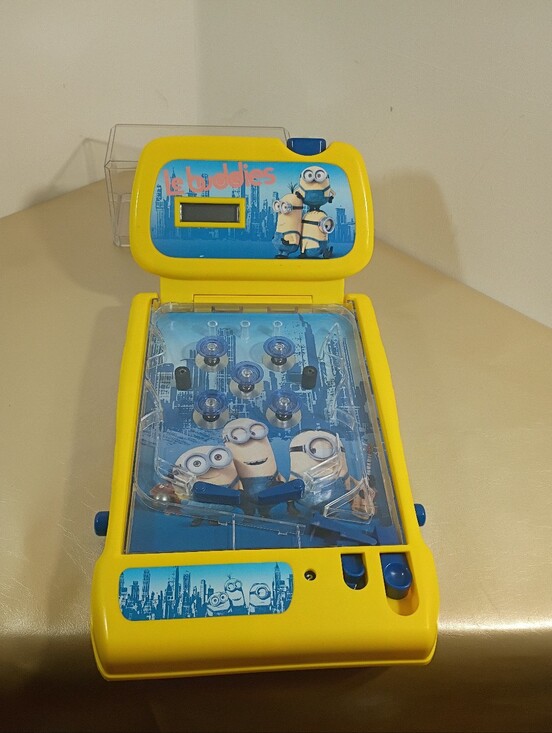 Minions Other - Minions Tabletop Pinball Game Yellow Le Buddies Illumination Entertainment .